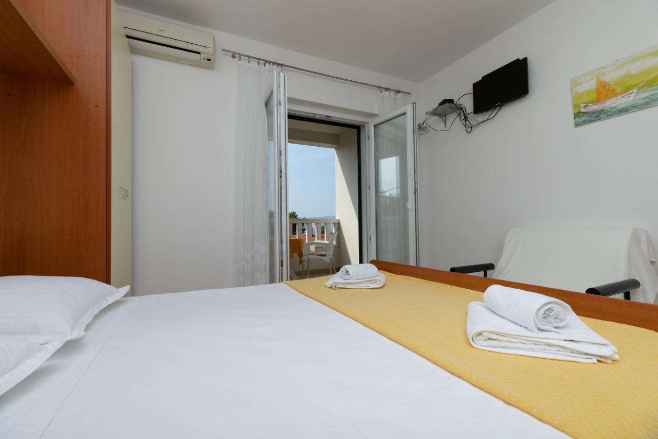 Apartments Bosiljka 麦米科 外观 照片
