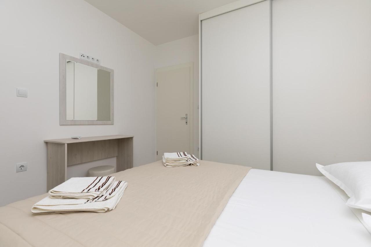 Apartments Bosiljka 麦米科 外观 照片
