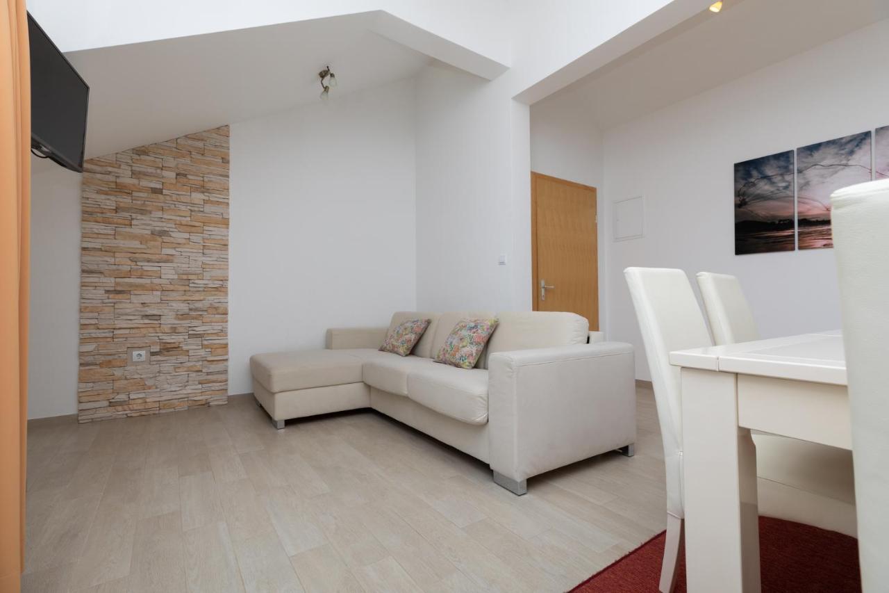 Apartments Bosiljka 麦米科 外观 照片